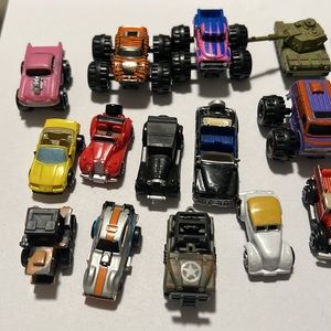 Galoob Micro Machines Lot of 21